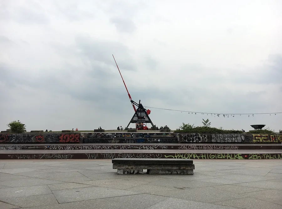 Stalin Plaza / Letná